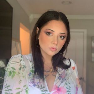 Meet your Posher, Ariel